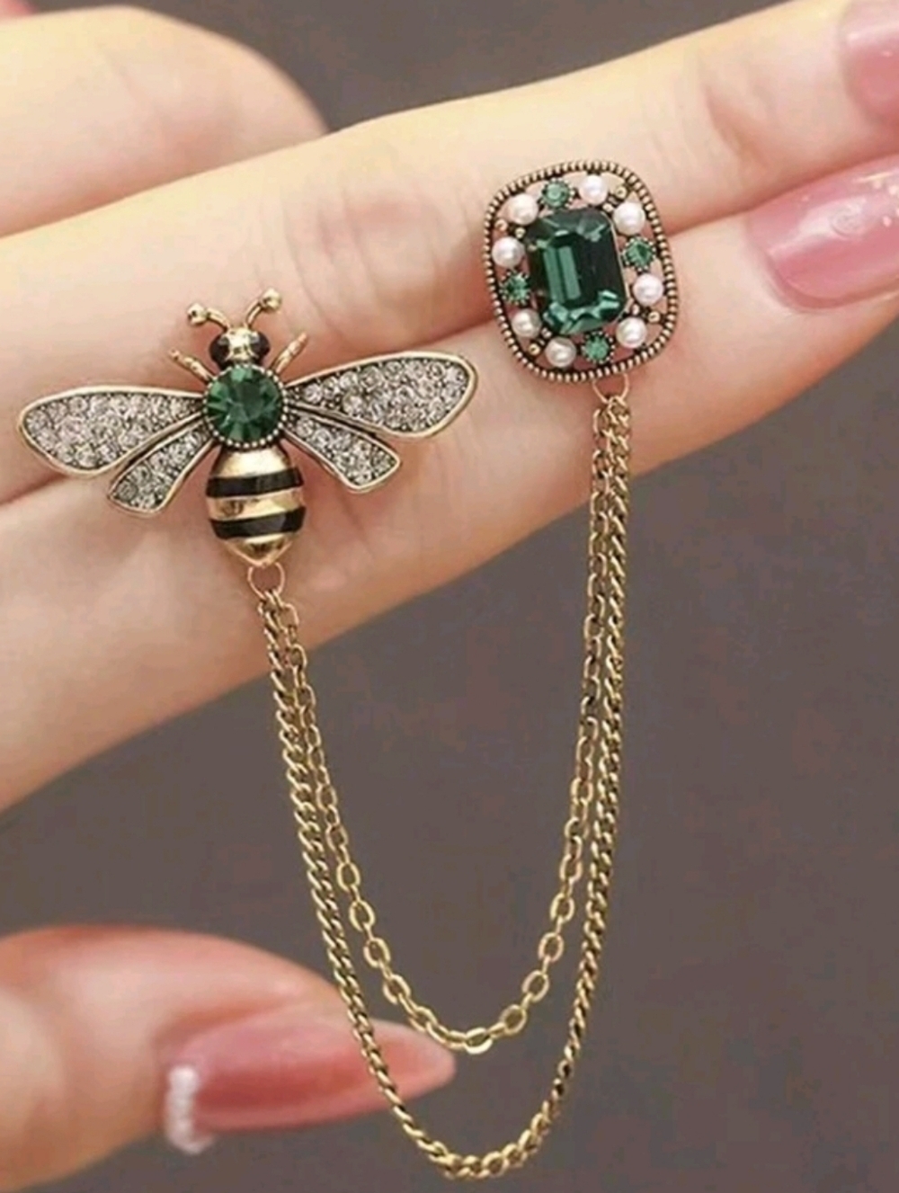 Golden Emerald Bee Chain Brooch Pin